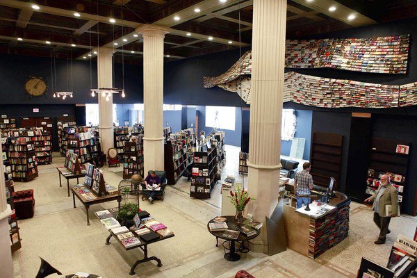 Last Bookstore